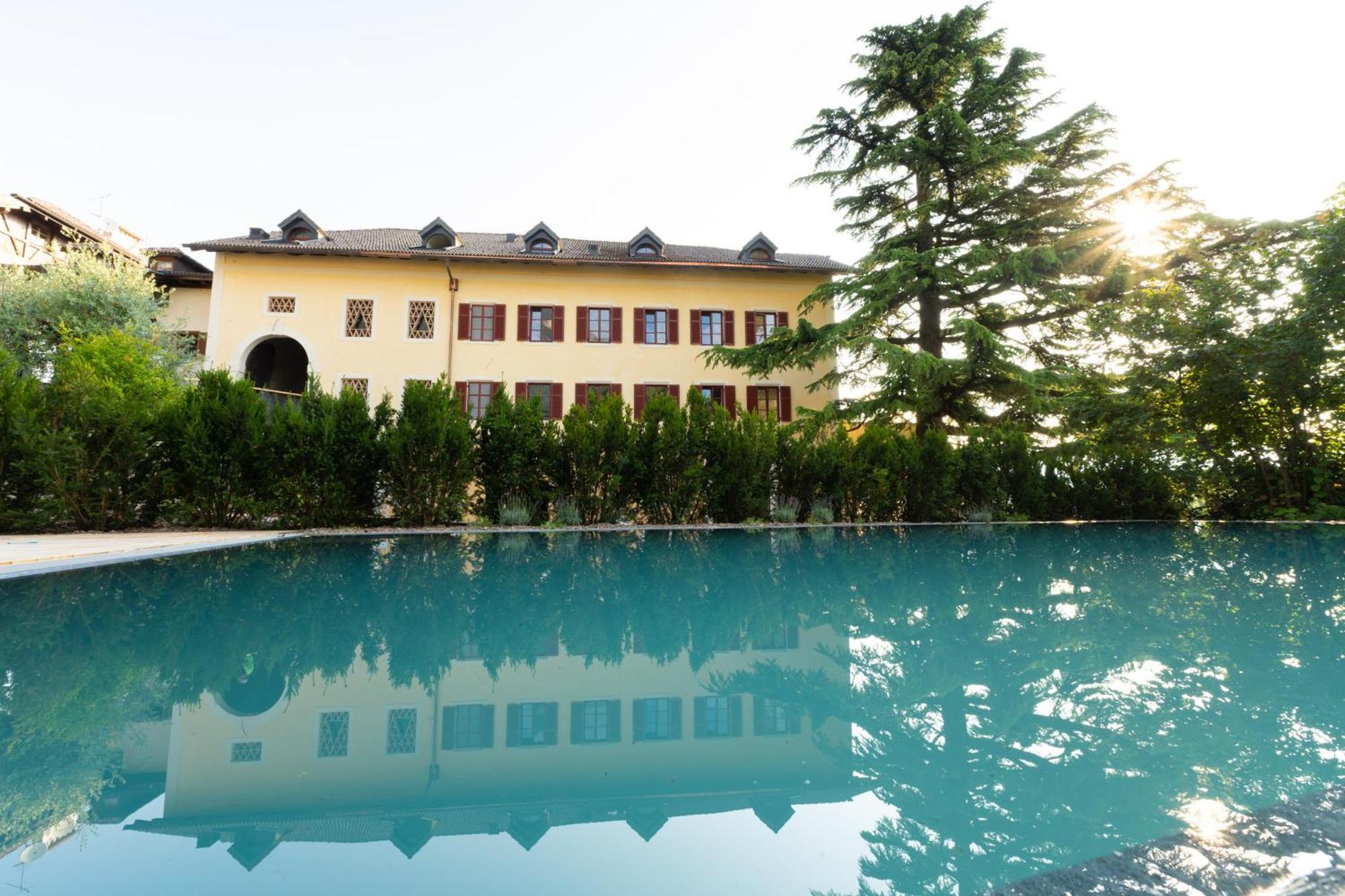 Castel Sallegg Suites Adults Only Caldaro Buitenkant foto