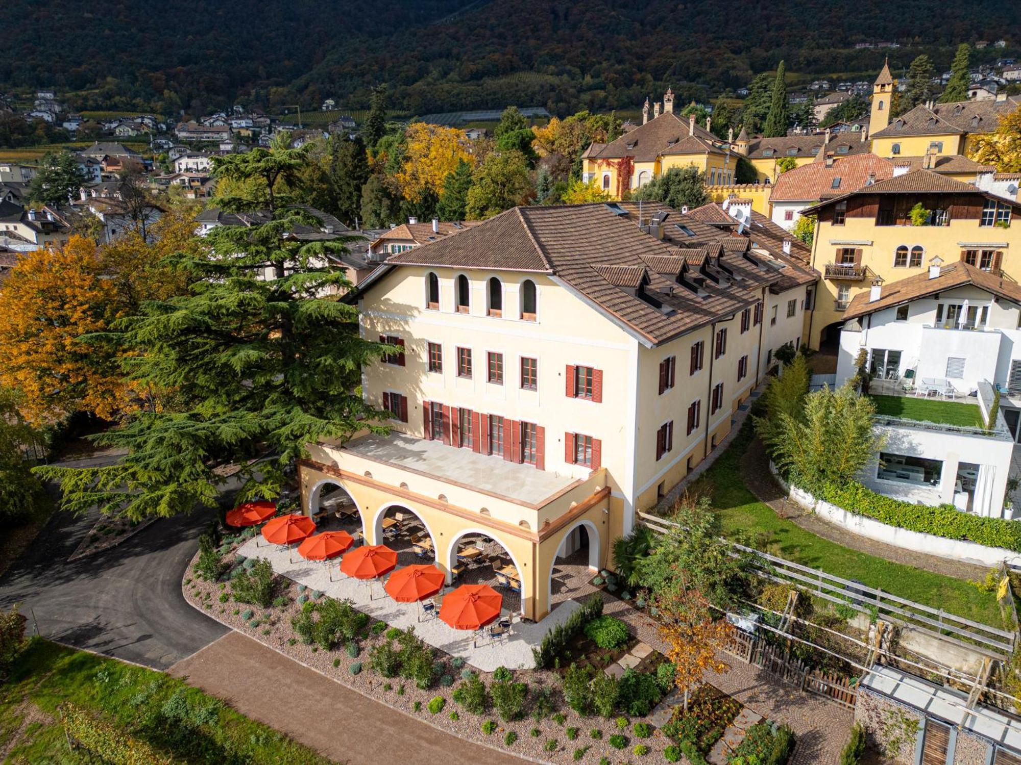 Castel Sallegg Suites Adults Only Caldaro Buitenkant foto