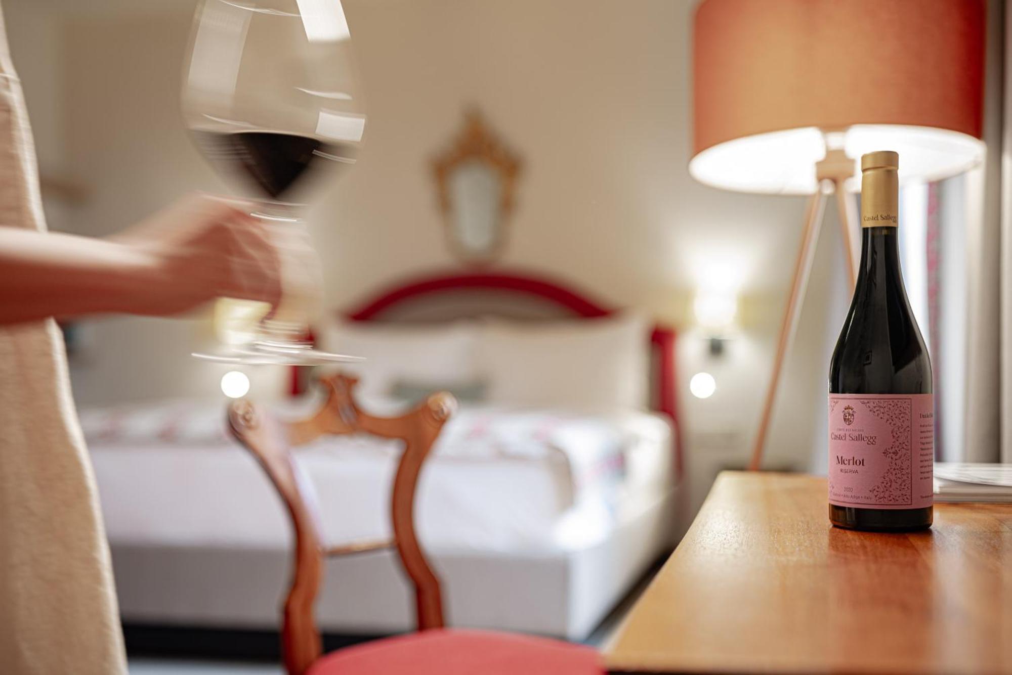 Castel Sallegg Suites Adults Only Caldaro Buitenkant foto